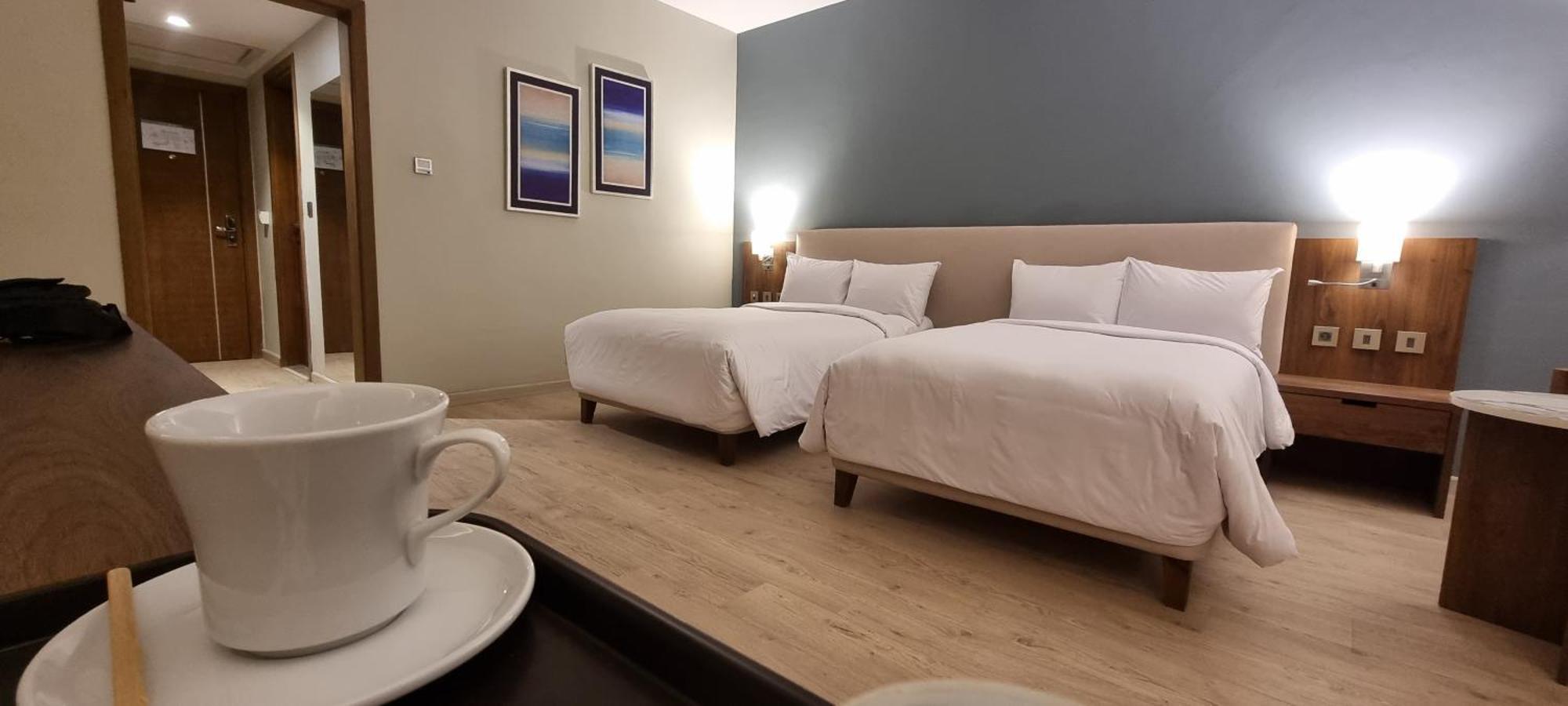 Phoenix Hotel & Wellness Sheikh Zayed City Экстерьер фото